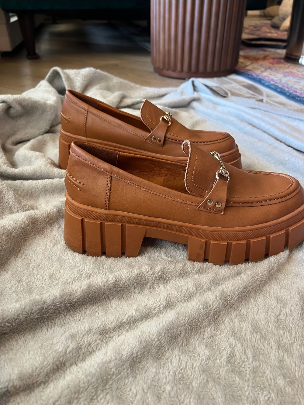 Women’s Chunky Platform Leather Loafer in Tan with Gold Accent